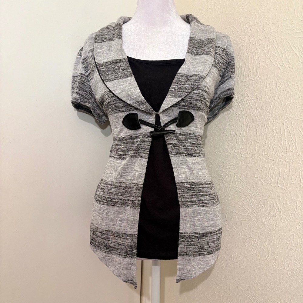 Y2K Gray Black Striped Toggle Front Layered Look Short Sleeve Cardigan Top XL